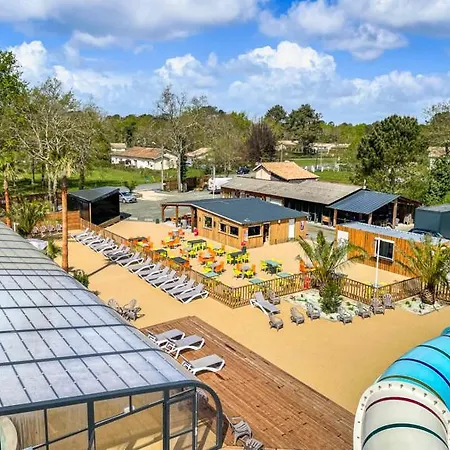 Camping Hourtin Station touristique *