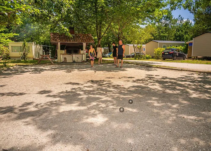 Resort Camping Hourtin *